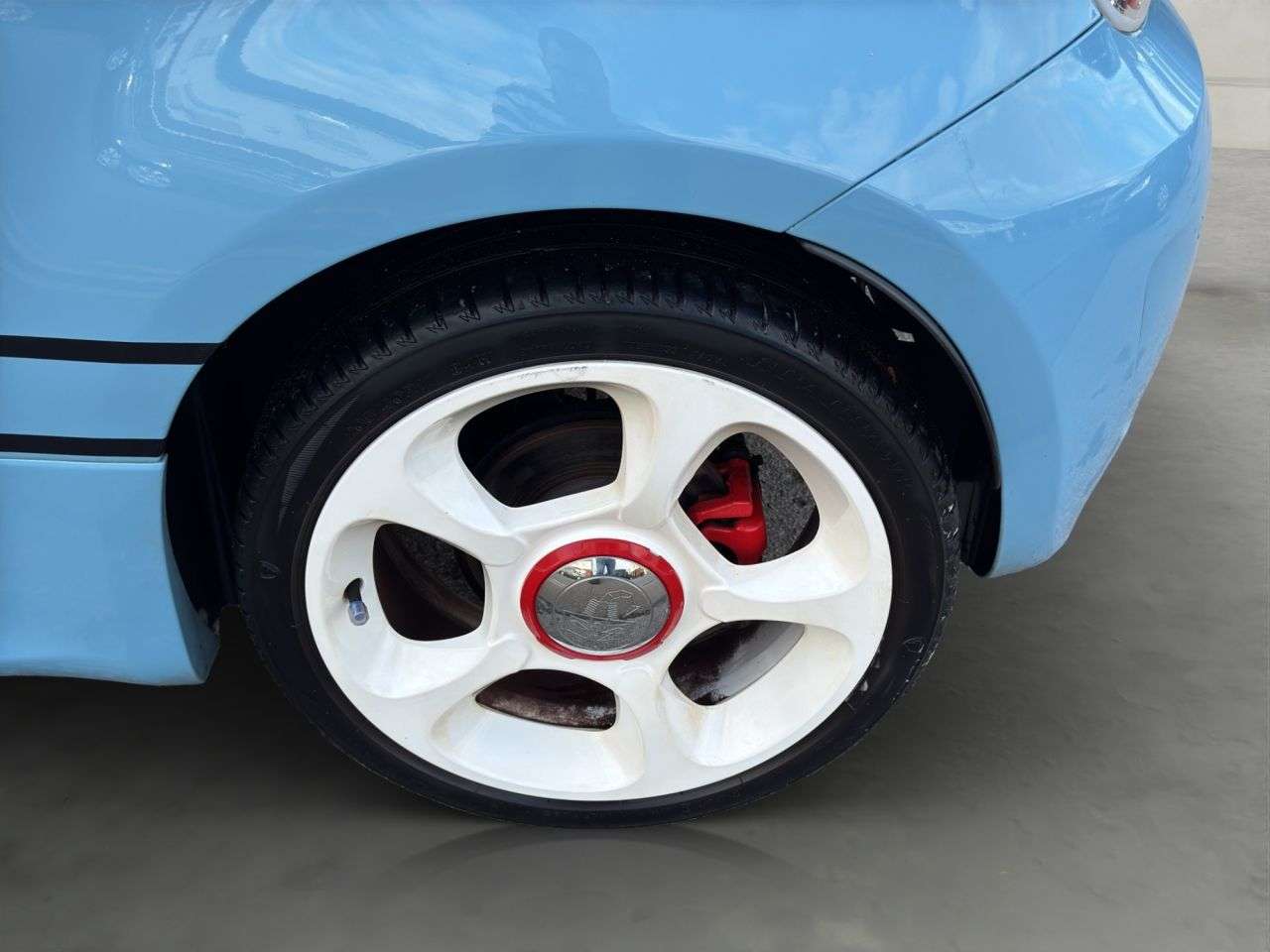 2019 ABARTH 595 2019 ABARTH 595