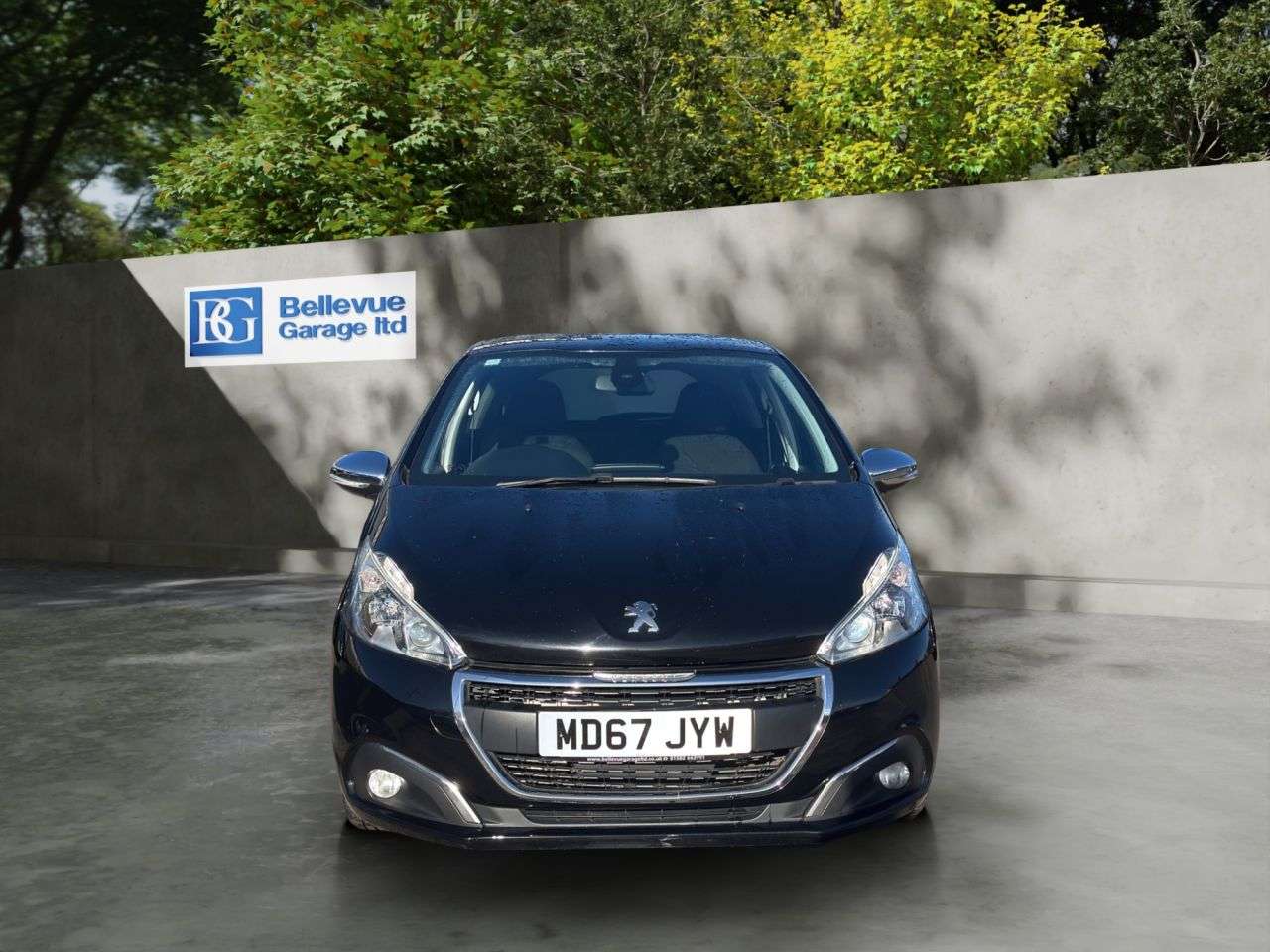 A 2018 PEUGEOT 208 1.6 BlueHDi Allure Hatchback 5dr Diesel Manual Euro 6 (s/s) (100 ps) £200 T A 2018 PEUGEOT 208 1.6 BlueHDi Allure Hatchback 5dr Diesel Manual Euro 6 (s/s) (100 ps) £200 T