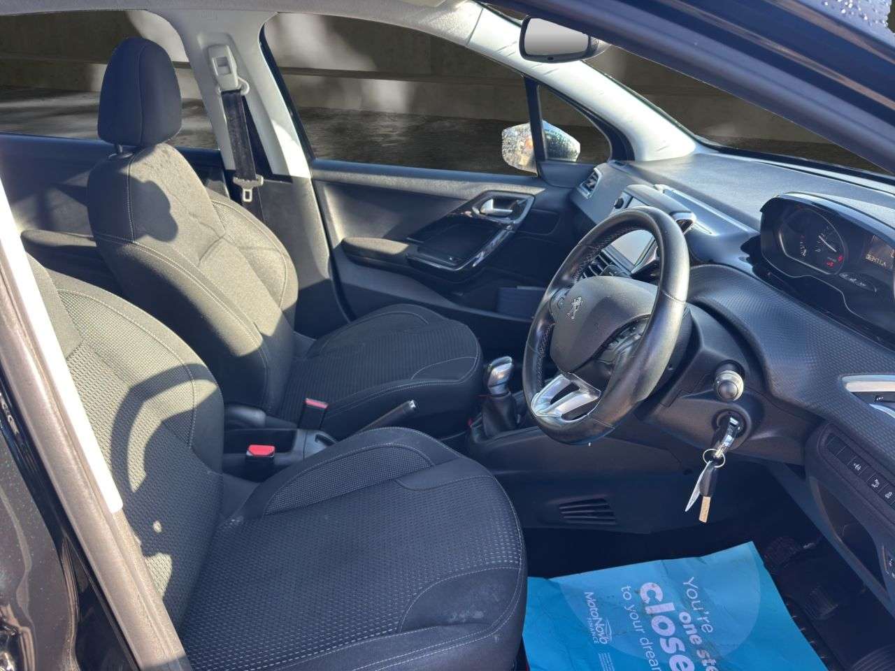 A 2018 PEUGEOT 208 1.6 BlueHDi Allure Hatchback 5dr Diesel Manual Euro 6 (s/s) (100 ps) £200 T A 2018 PEUGEOT 208 1.6 BlueHDi Allure Hatchback 5dr Diesel Manual Euro 6 (s/s) (100 ps) £200 T