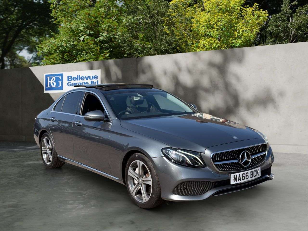 A 2016 MERCEDES-BENZ E CLASS 2.0 E220d SE (Premium) Saloon 4dr Diesel G-Tronic+ Euro 6 (s/s) (194 ps) £2 A 2016 MERCEDES-BENZ E CLASS 2.0 E220d SE (Premium) Saloon 4dr Diesel G-Tronic+ Euro 6 (s/s) (194 ps) £2