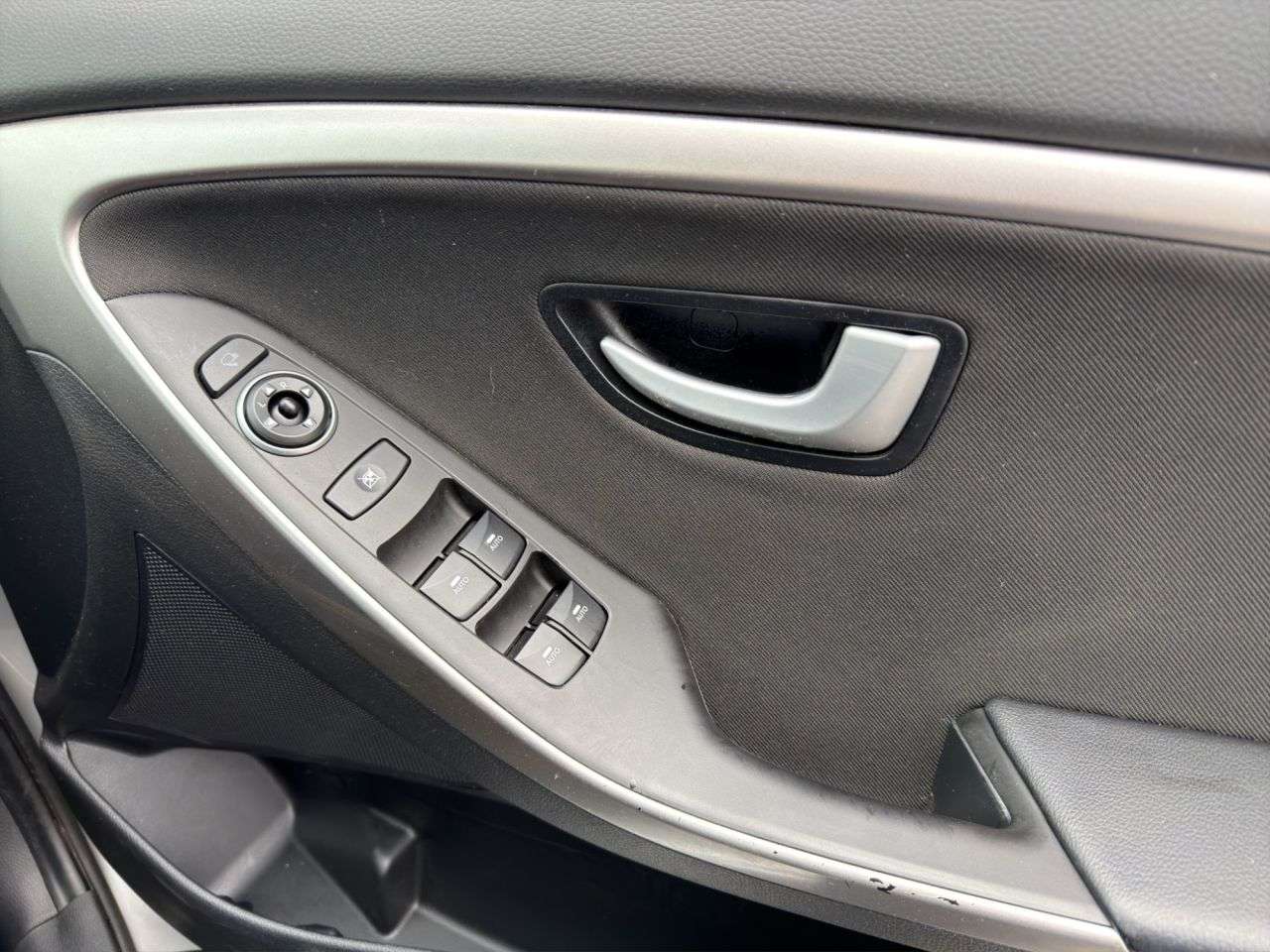 2014 HYUNDAI I30 2014 HYUNDAI I30