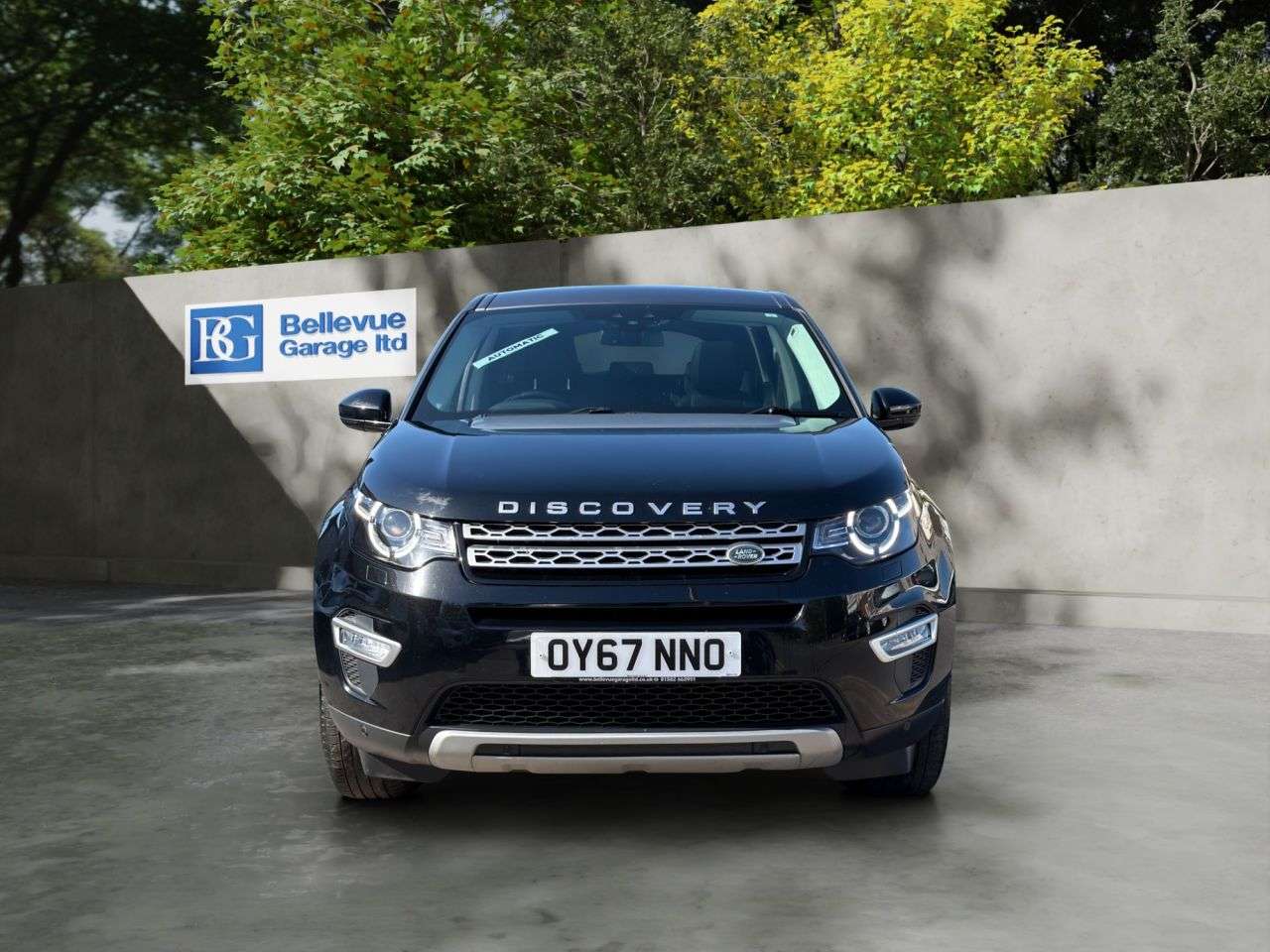 A 2017 LAND ROVER DISCOVERY SPORT 2.0 SD4 HSE Luxury SUV 5dr Diesel Auto 4WD Euro 6 (s/s) (240 ps) £200 TO SE A 2017 LAND ROVER DISCOVERY SPORT 2.0 SD4 HSE Luxury SUV 5dr Diesel Auto 4WD Euro 6 (s/s) (240 ps) £200 TO SE