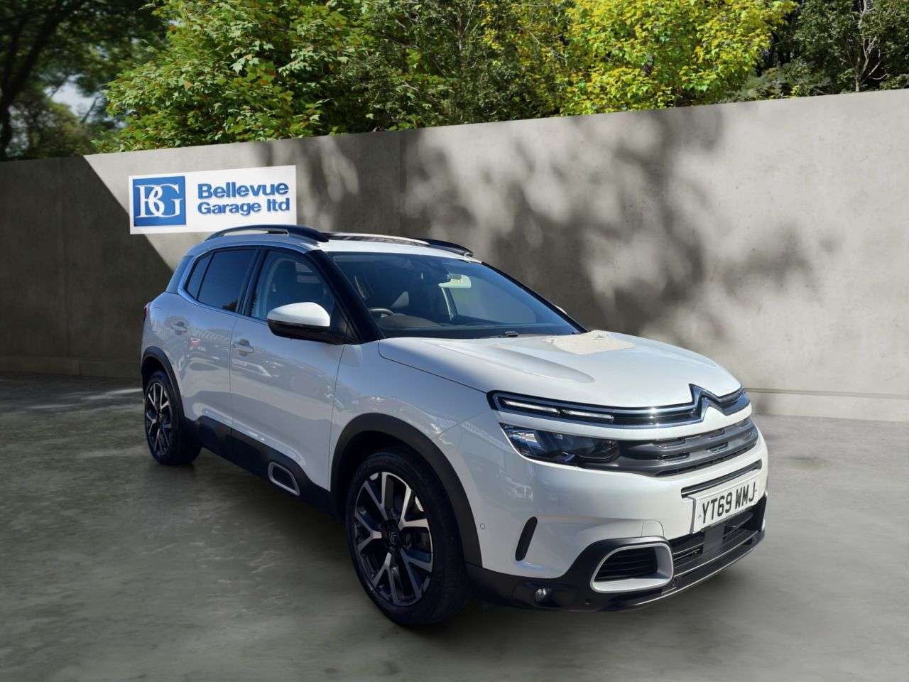 A 2019 CITROEN C5 AIRCROSS 1.6 PureTech Flair Plus SUV 5dr Petrol EAT8 Euro 6 (s/s) (180 ps) £200 TO S A 2019 CITROEN C5 AIRCROSS 1.6 PureTech Flair Plus SUV 5dr Petrol EAT8 Euro 6 (s/s) (180 ps) £200 TO S