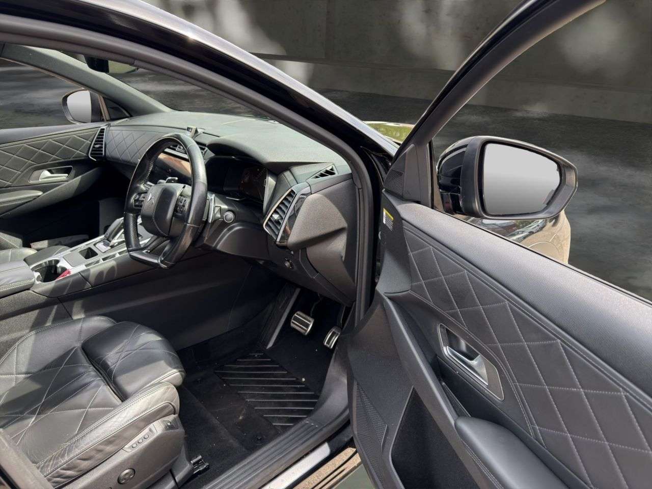 2018 DS AUTOMOBILES DS 7 CROSSBACK 2018 DS AUTOMOBILES DS 7 CROSSBACK