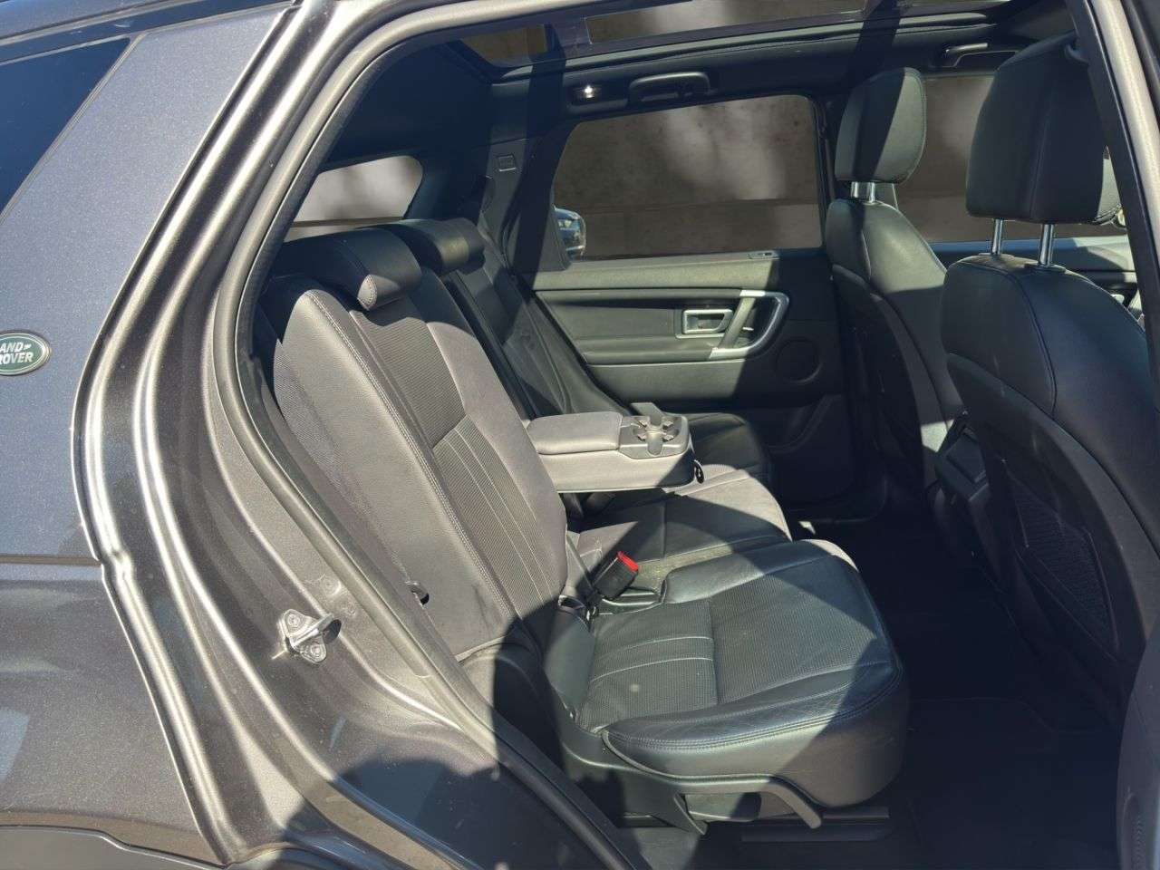 2018 LAND ROVER DISCOVERY SPORT 2018 LAND ROVER DISCOVERY SPORT