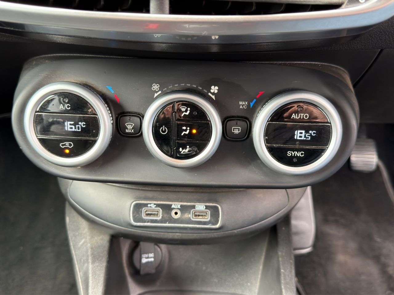 2019 FIAT 500X 2019 FIAT 500X