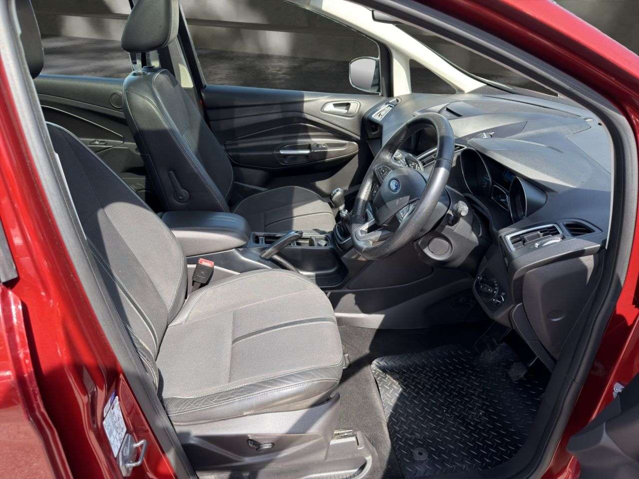 A 2015 FORD GRAND C-MAX 1.5 TDCi Titanium X MPV 5dr Diesel Manual Euro 6 (s/s) (120 ps) £200 TO SEC A 2015 FORD GRAND C-MAX 1.5 TDCi Titanium X MPV 5dr Diesel Manual Euro 6 (s/s) (120 ps) £200 TO SEC