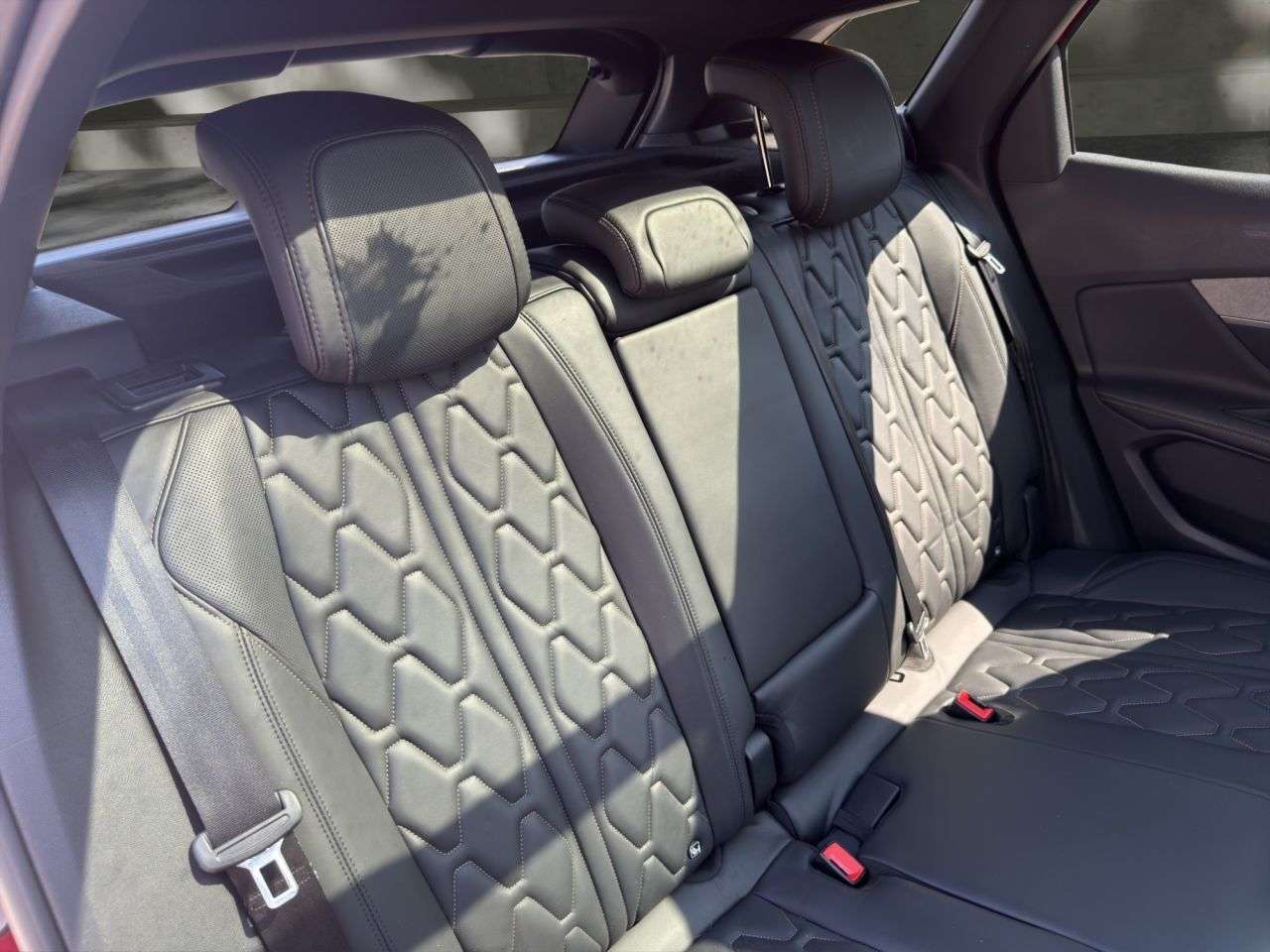 2018 PEUGEOT 3008 2018 PEUGEOT 3008