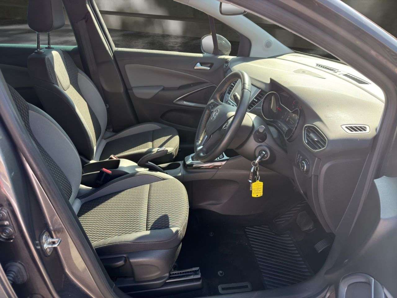 A 2020 VAUXHALL CROSSLAND X 1.2 Turbo Elite Nav SUV 5dr Petrol Auto Euro 6 (s/s) (130 ps) £200 TO SECUR A 2020 VAUXHALL CROSSLAND X 1.2 Turbo Elite Nav SUV 5dr Petrol Auto Euro 6 (s/s) (130 ps) £200 TO SECUR