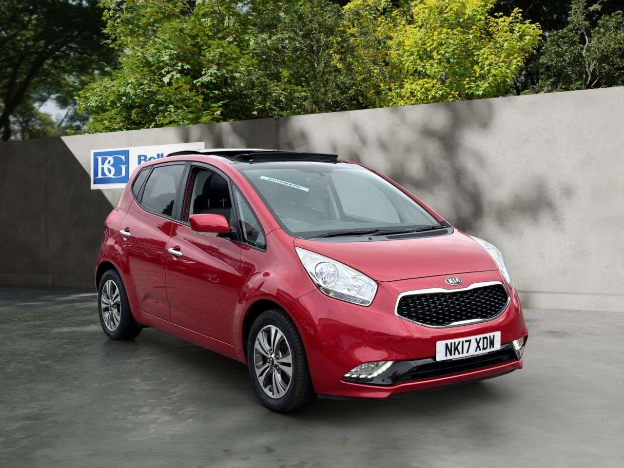 A 2017 KIA VENGA 1.6 4 MPV 5dr Petrol Auto Euro 6 (123 bhp) A 2017 KIA VENGA 1.6 4 MPV 5dr Petrol Auto Euro 6 (123 bhp)
