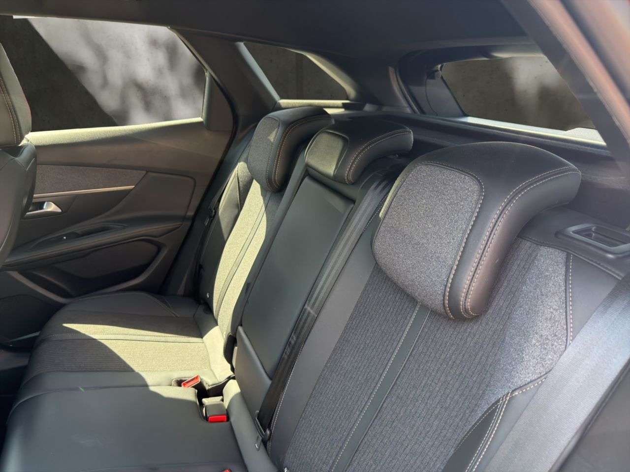 2021 PEUGEOT 3008 2021 PEUGEOT 3008