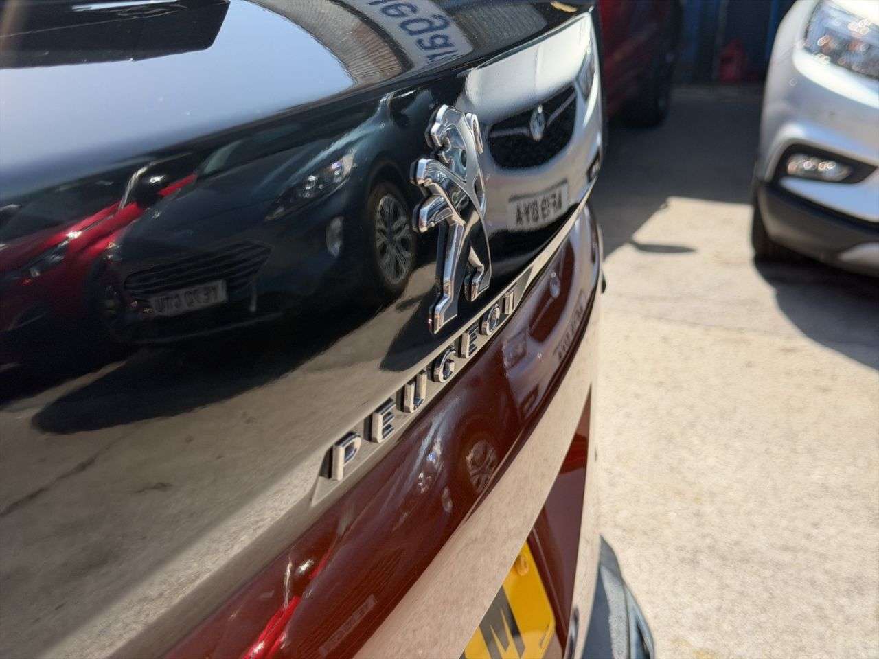 2021 PEUGEOT 3008 2021 PEUGEOT 3008