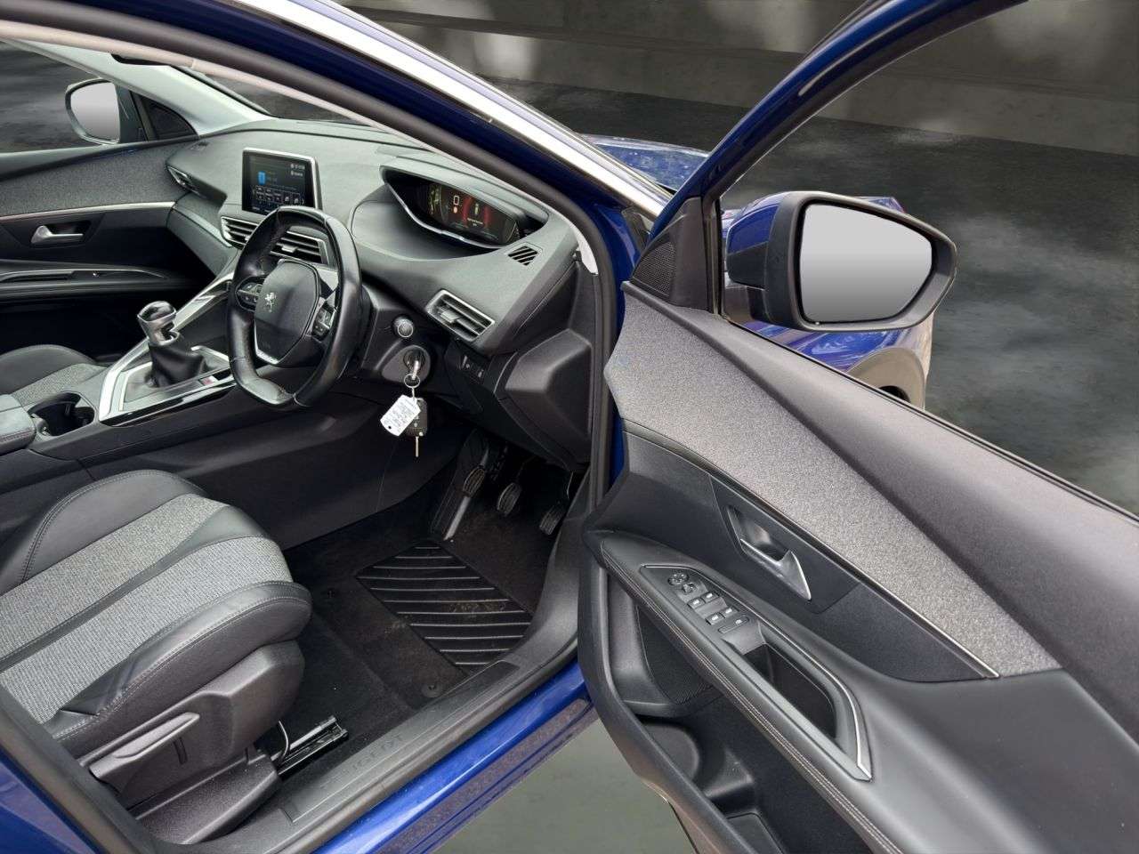 2017 PEUGEOT 3008 2017 PEUGEOT 3008