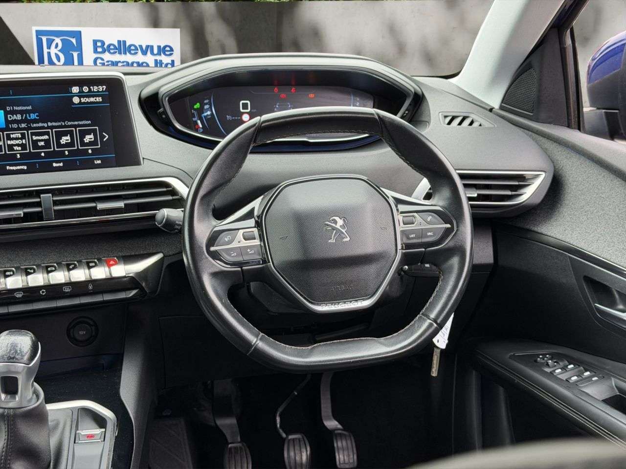2017 PEUGEOT 3008 2017 PEUGEOT 3008