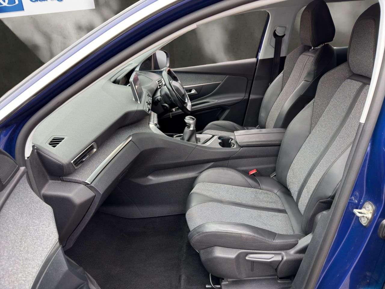2017 PEUGEOT 3008 2017 PEUGEOT 3008