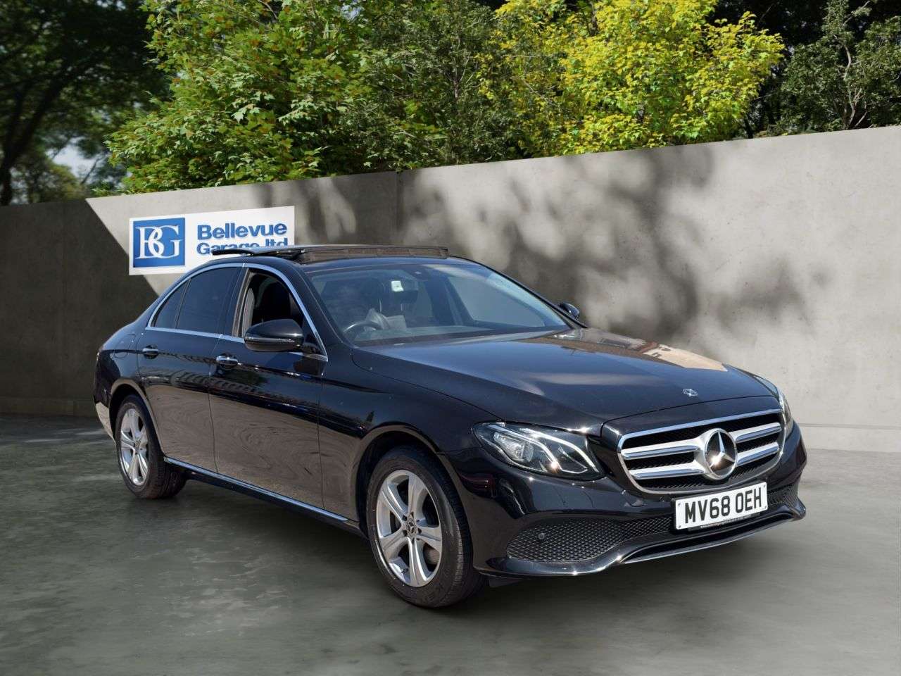 A 2018 MERCEDES-BENZ E CLASS 2.0 E220d SE (Premium) Saloon 4dr Diesel G-Tronic+ 4MATIC Euro 6 (s/s) (194 A 2018 MERCEDES-BENZ E CLASS 2.0 E220d SE (Premium) Saloon 4dr Diesel G-Tronic+ 4MATIC Euro 6 (s/s) (194