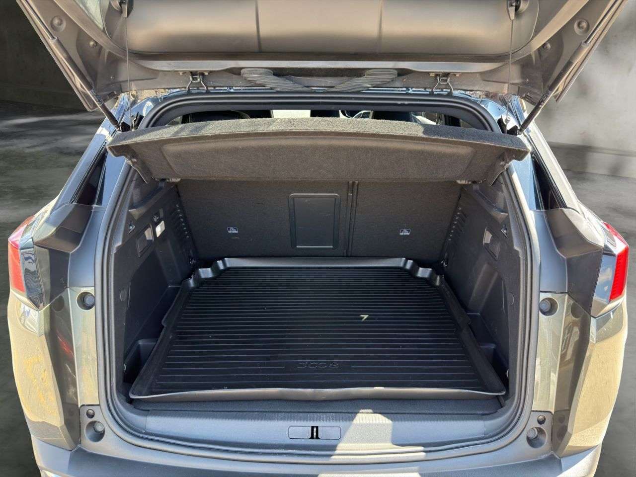 2018 PEUGEOT 3008 2018 PEUGEOT 3008