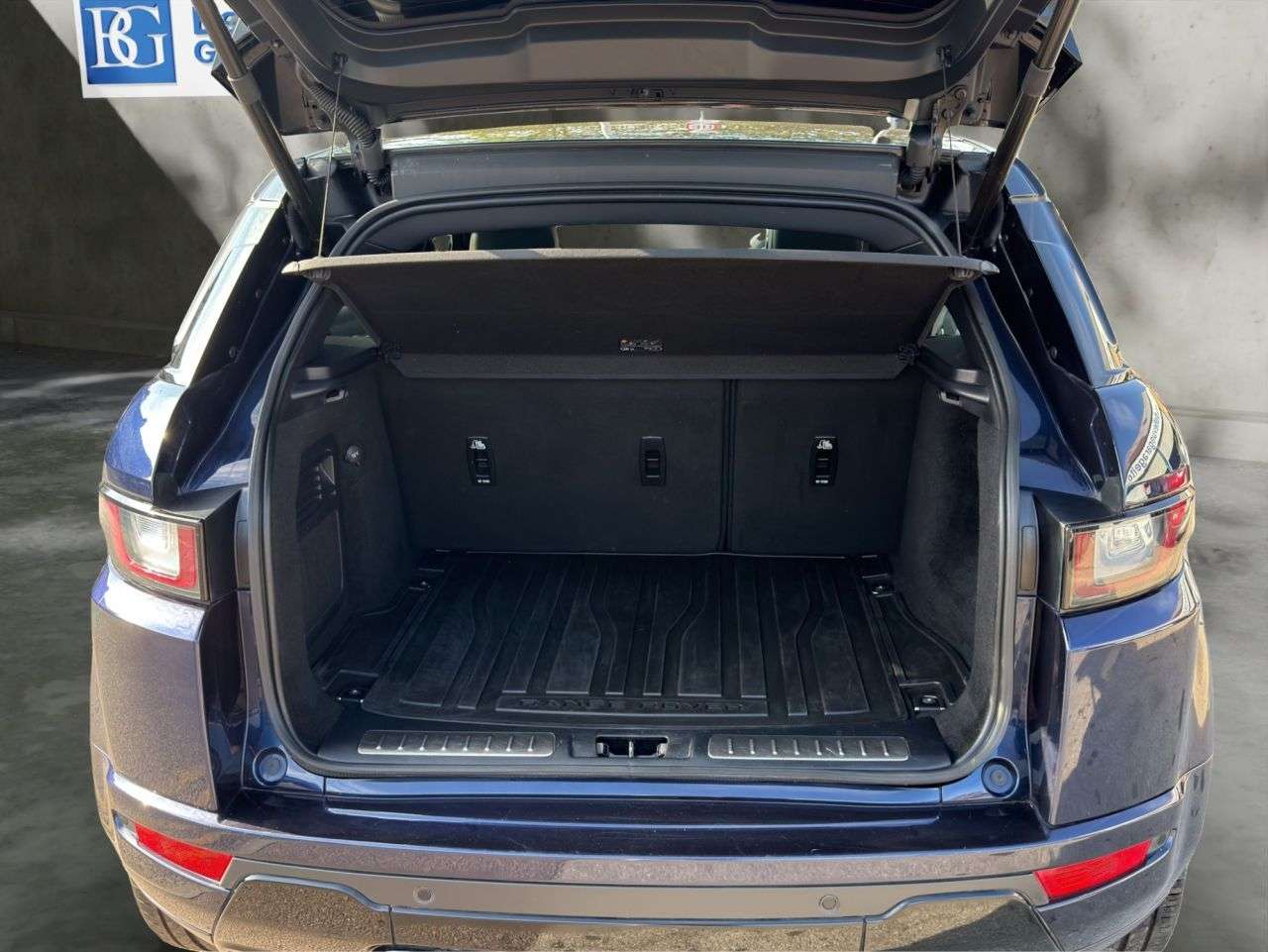2019 LAND ROVER RANGE ROVER EVOQUE 2019 LAND ROVER RANGE ROVER EVOQUE