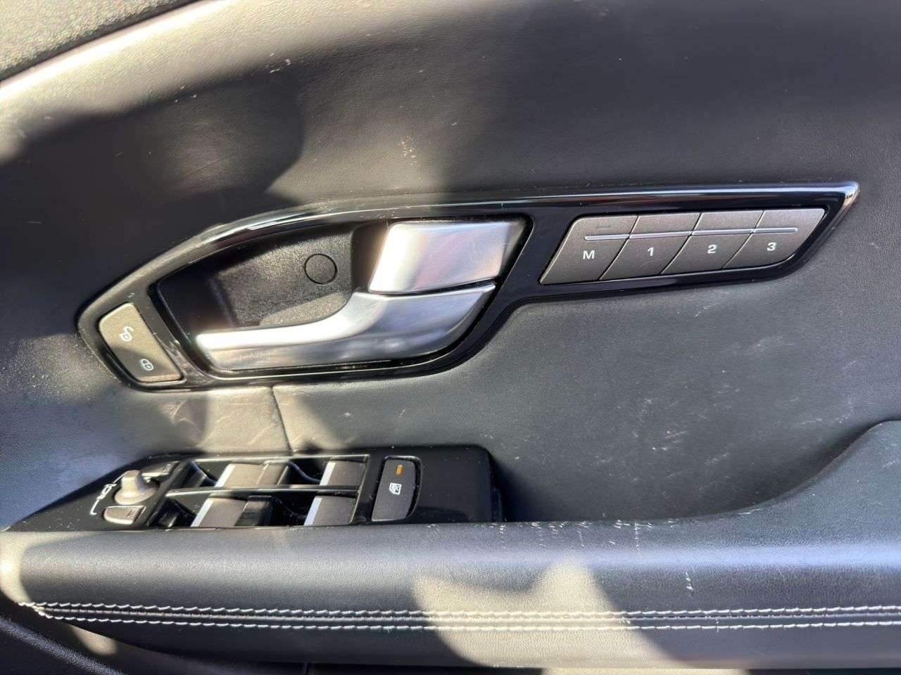 2019 LAND ROVER RANGE ROVER EVOQUE 2019 LAND ROVER RANGE ROVER EVOQUE