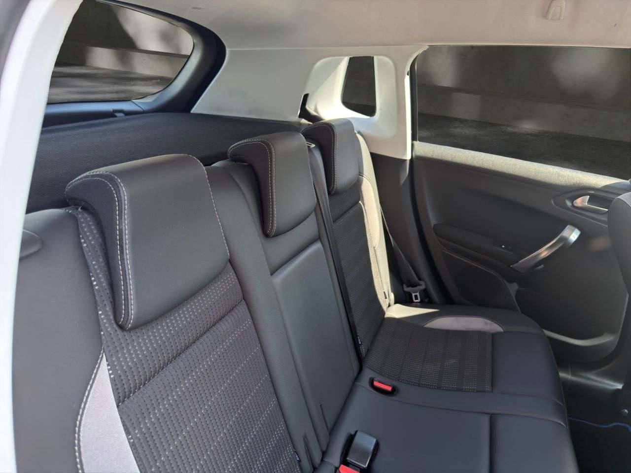 2018 PEUGEOT 2008 2018 PEUGEOT 2008