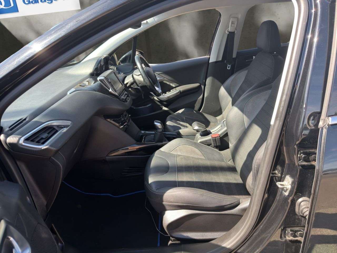 2018 PEUGEOT 2008 2018 PEUGEOT 2008