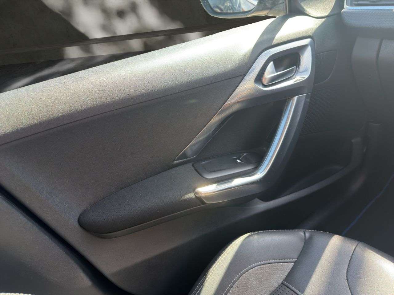 2018 PEUGEOT 2008 2018 PEUGEOT 2008