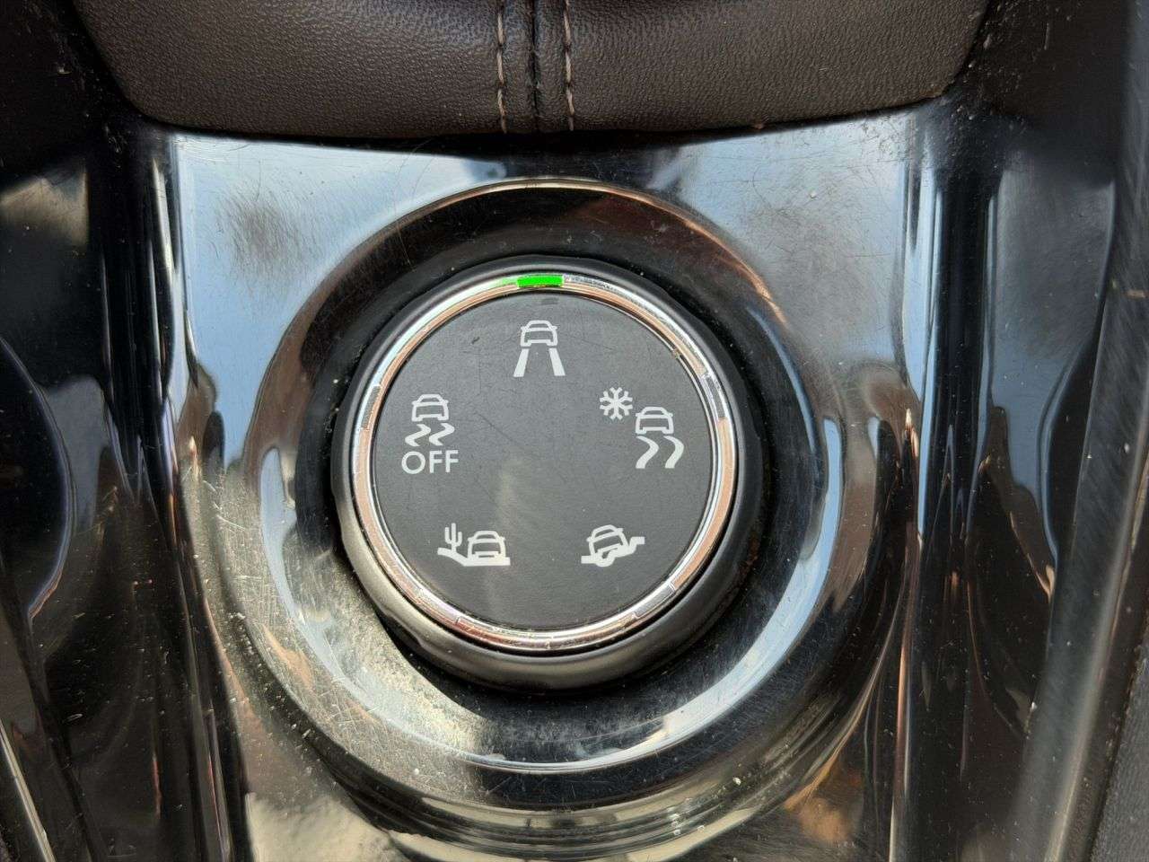 2018 PEUGEOT 2008 2018 PEUGEOT 2008