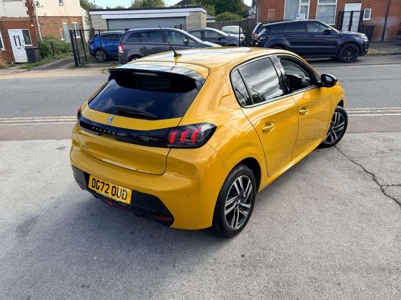2022 PEUGEOT 208 2022 PEUGEOT 208