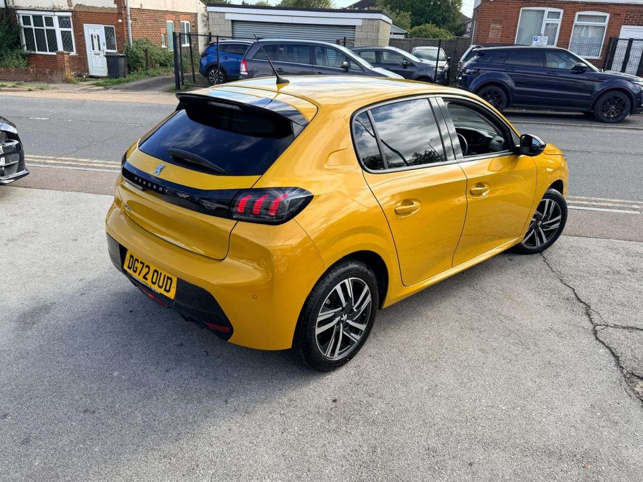 2022 PEUGEOT 208 2022 PEUGEOT 208