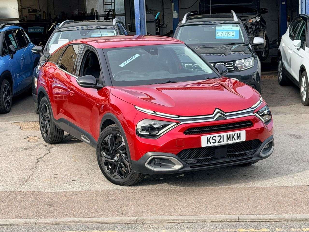 A 2021 CITROEN C4 1.5 BlueHDi Shine Hatchback 5dr Diesel EAT8 Euro 6 (s/s) (130 ps) £200 TO S A 2021 CITROEN C4 1.5 BlueHDi Shine Hatchback 5dr Diesel EAT8 Euro 6 (s/s) (130 ps) £200 TO S