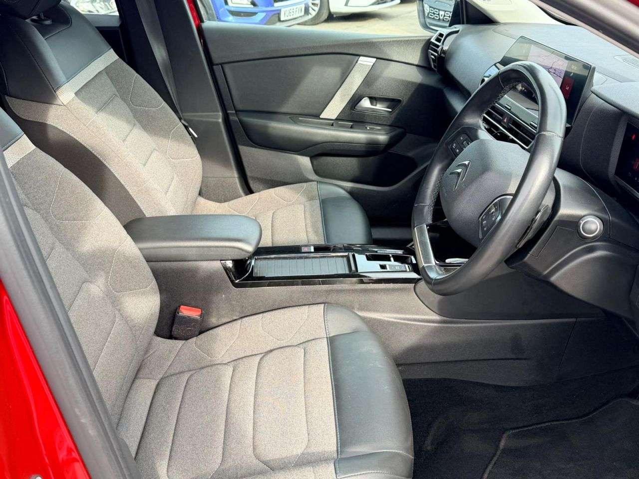 A 2021 CITROEN C4 1.5 BlueHDi Shine Hatchback 5dr Diesel EAT8 Euro 6 (s/s) (130 ps) £200 TO S A 2021 CITROEN C4 1.5 BlueHDi Shine Hatchback 5dr Diesel EAT8 Euro 6 (s/s) (130 ps) £200 TO S