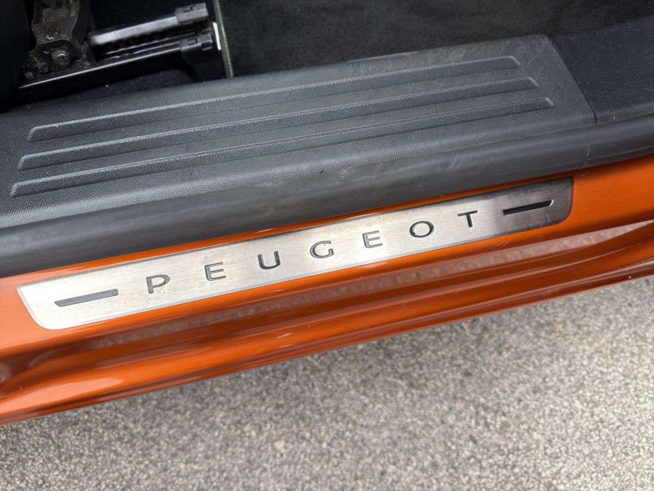 2020 PEUGEOT 2008 2020 PEUGEOT 2008