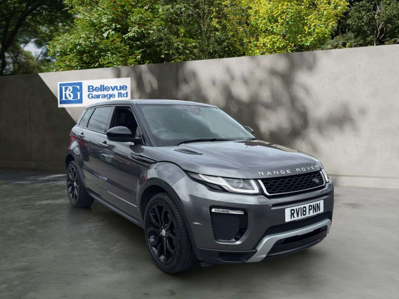 A 2018 LAND ROVER RANGE ROVER EVOQUE 2.0 TD4 HSE Dynamic SUV 5dr Diesel Auto 4WD Euro 6 (s/s) (180 ps) £200 TO S A 2018 LAND ROVER RANGE ROVER EVOQUE 2.0 TD4 HSE Dynamic SUV 5dr Diesel Auto 4WD Euro 6 (s/s) (180 ps) £200 TO S