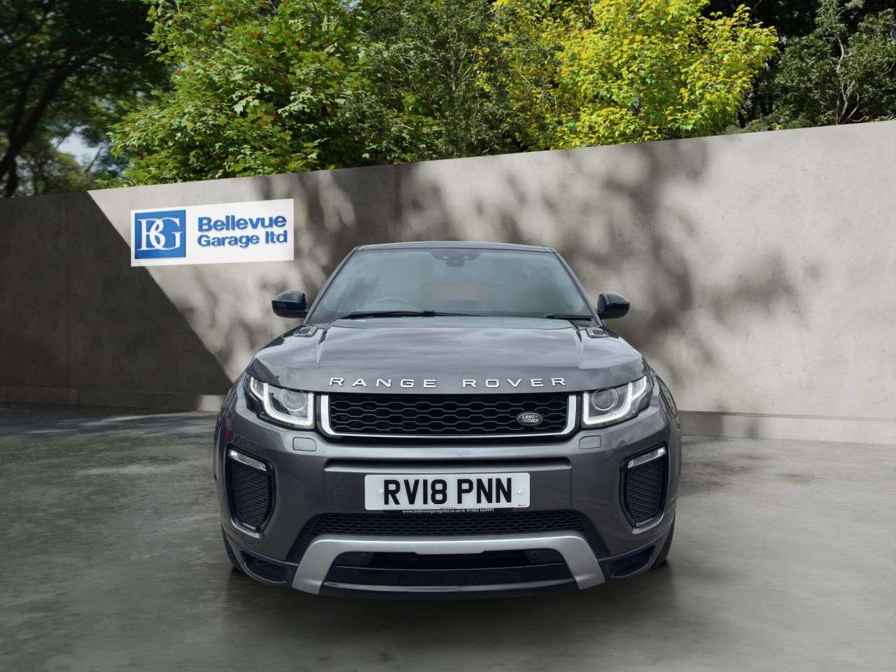 A 2018 LAND ROVER RANGE ROVER EVOQUE 2.0 TD4 HSE Dynamic SUV 5dr Diesel Auto 4WD Euro 6 (s/s) (180 ps) £200 TO S A 2018 LAND ROVER RANGE ROVER EVOQUE 2.0 TD4 HSE Dynamic SUV 5dr Diesel Auto 4WD Euro 6 (s/s) (180 ps) £200 TO S