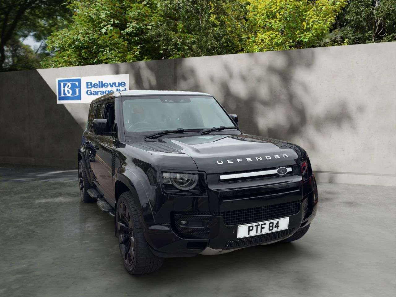 A 2021 LAND ROVER DEFENDER 110 Urban Edition 3.0 D250 MHEV XS Edition SUV 5dr Diesel Auto 4WD Euro 6 (s/s) A 2021 LAND ROVER DEFENDER 110 Urban Edition 3.0 D250 MHEV XS Edition SUV 5dr Diesel Auto 4WD Euro 6 (s/s)