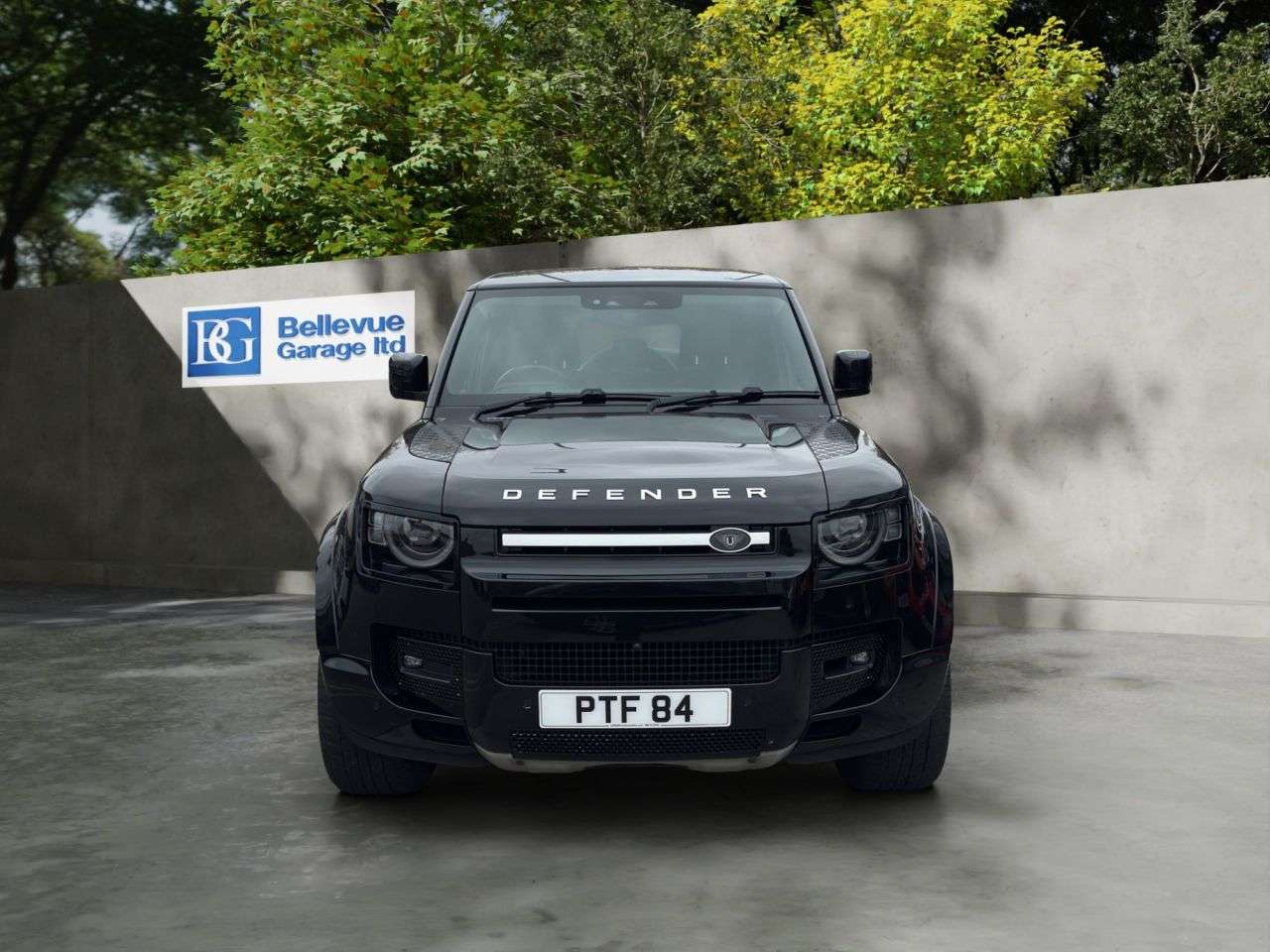 A 2021 LAND ROVER DEFENDER 110 Urban Edition 3.0 D250 MHEV XS Edition SUV 5dr Diesel Auto 4WD Euro 6 (s/s) A 2021 LAND ROVER DEFENDER 110 Urban Edition 3.0 D250 MHEV XS Edition SUV 5dr Diesel Auto 4WD Euro 6 (s/s)
