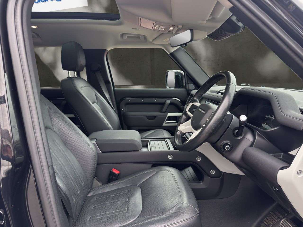 A 2021 LAND ROVER DEFENDER 110 Urban Edition 3.0 D250 MHEV XS Edition SUV 5dr Diesel Auto 4WD Euro 6 (s/s) A 2021 LAND ROVER DEFENDER 110 Urban Edition 3.0 D250 MHEV XS Edition SUV 5dr Diesel Auto 4WD Euro 6 (s/s)