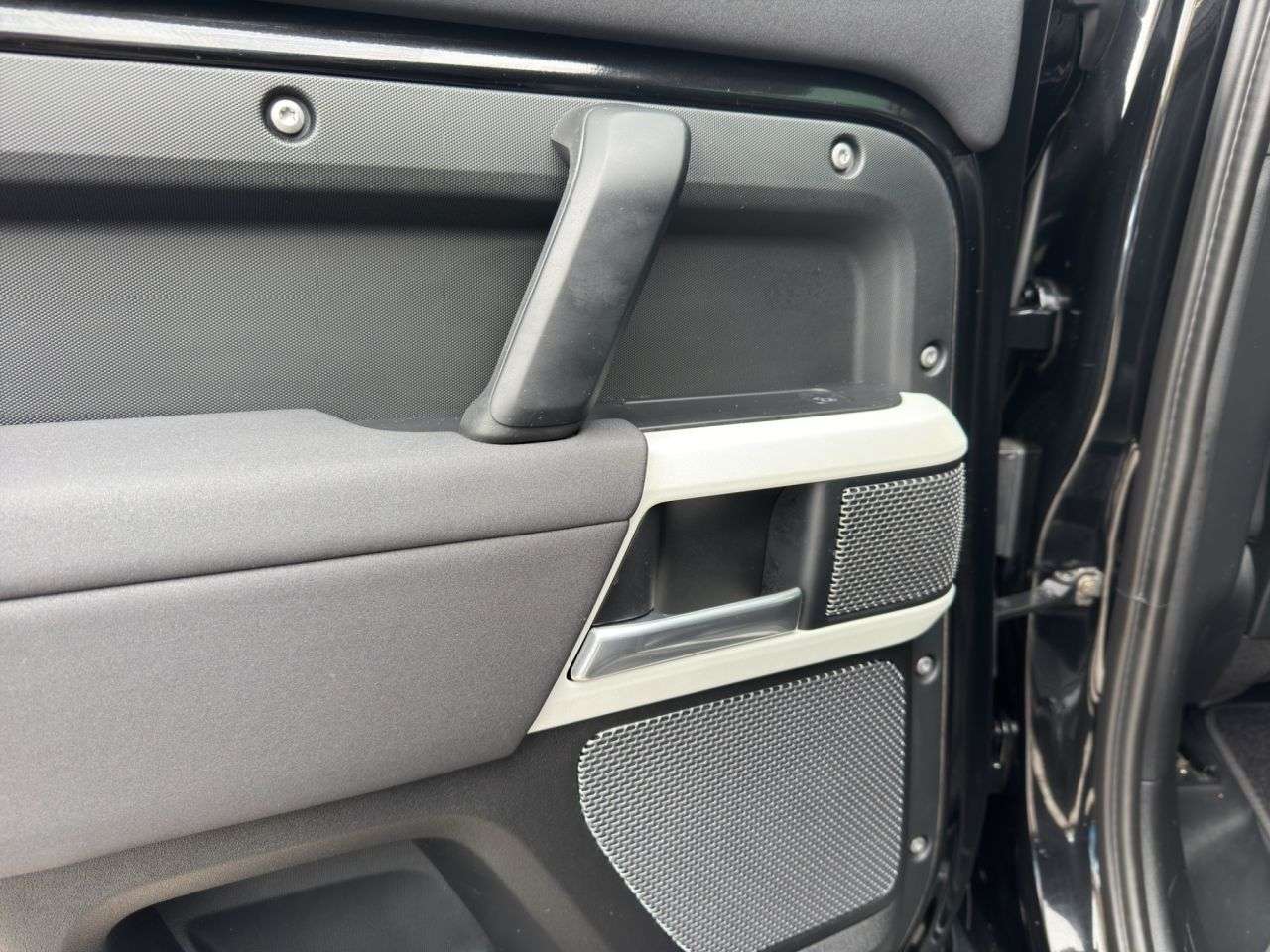 2021 LAND ROVER DEFENDER 110 2021 LAND ROVER DEFENDER 110