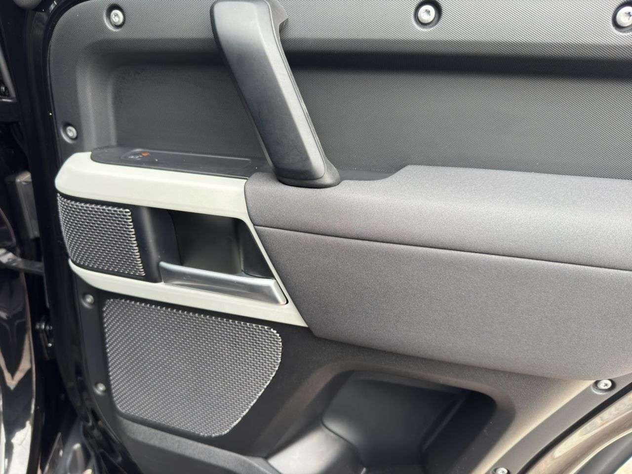 2021 LAND ROVER DEFENDER 110 2021 LAND ROVER DEFENDER 110