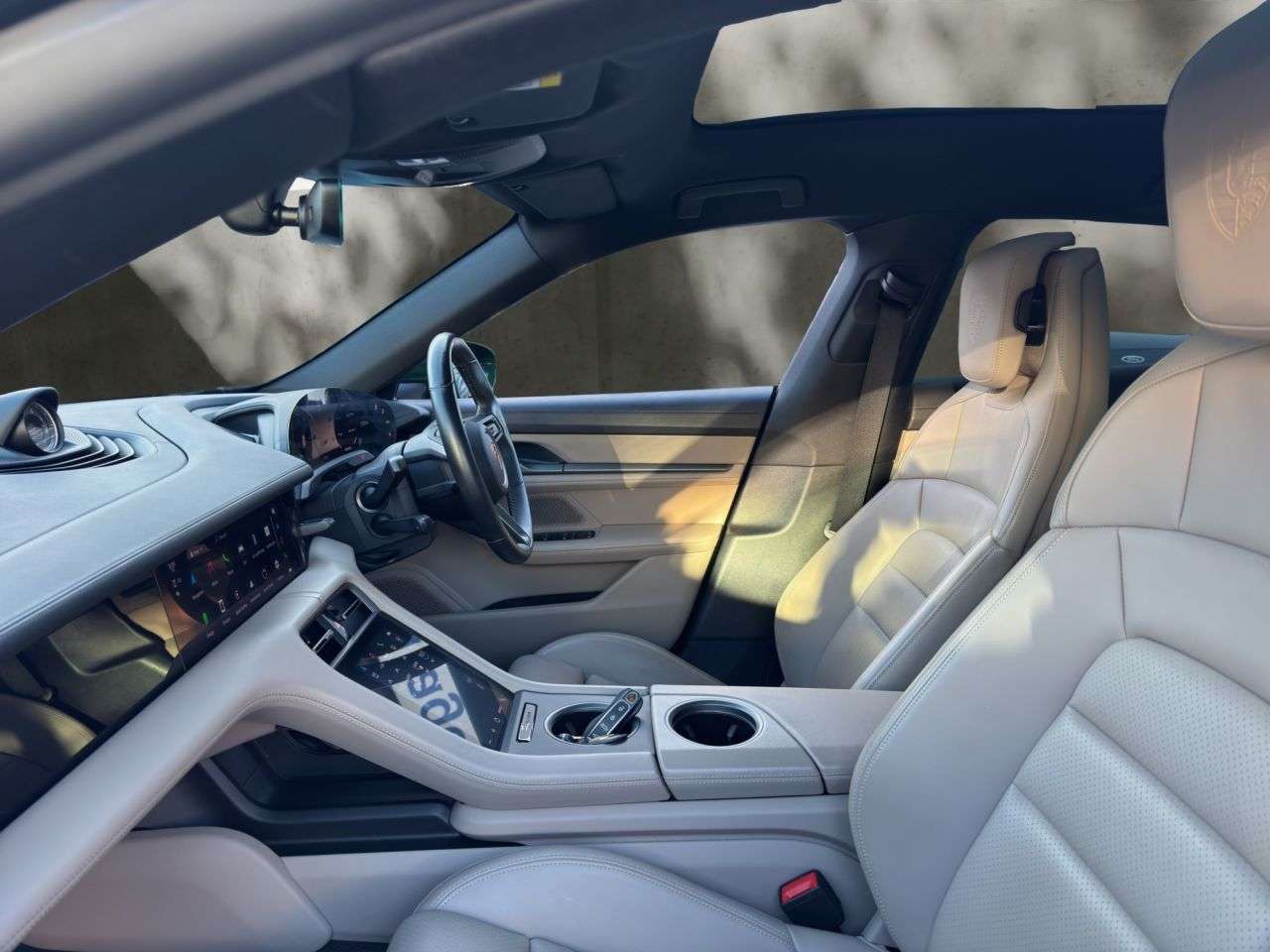 2023 PORSCHE TAYCAN 2023 PORSCHE TAYCAN