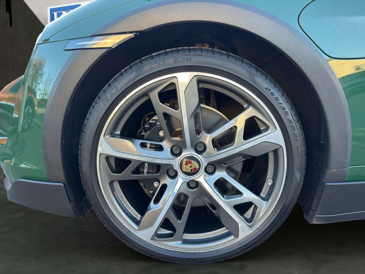 2023 PORSCHE TAYCAN 2023 PORSCHE TAYCAN