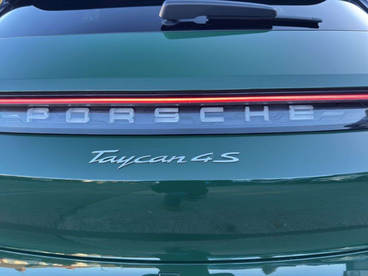 2023 PORSCHE TAYCAN 2023 PORSCHE TAYCAN