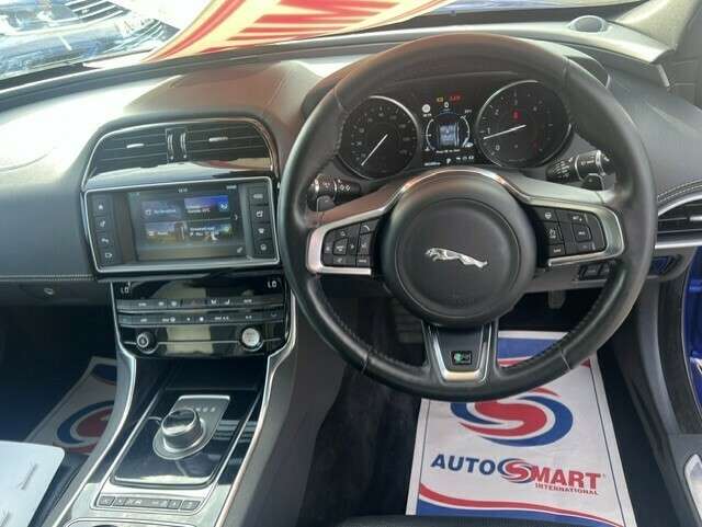 2017 JAGUAR XE 2017 JAGUAR XE