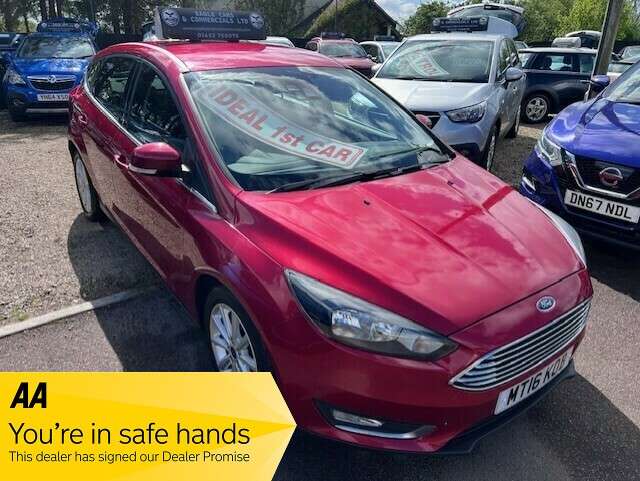 A 2016 FORD FOCUS TITANIUM A 2016 FORD FOCUS TITANIUM