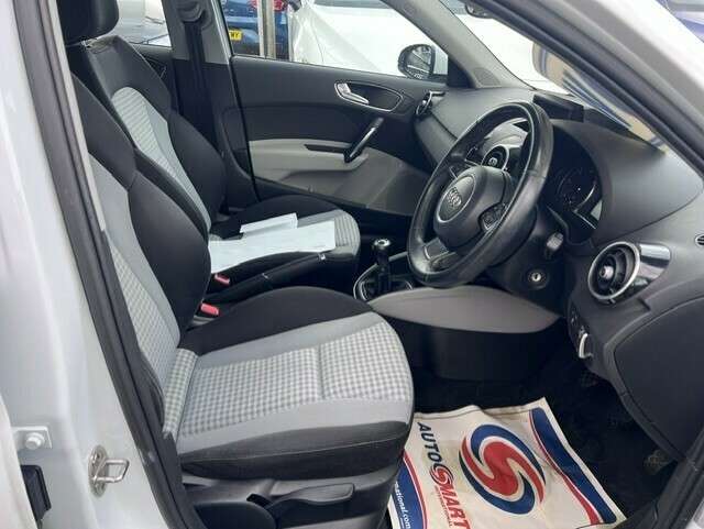 2014 AUDI A1 2014 AUDI A1