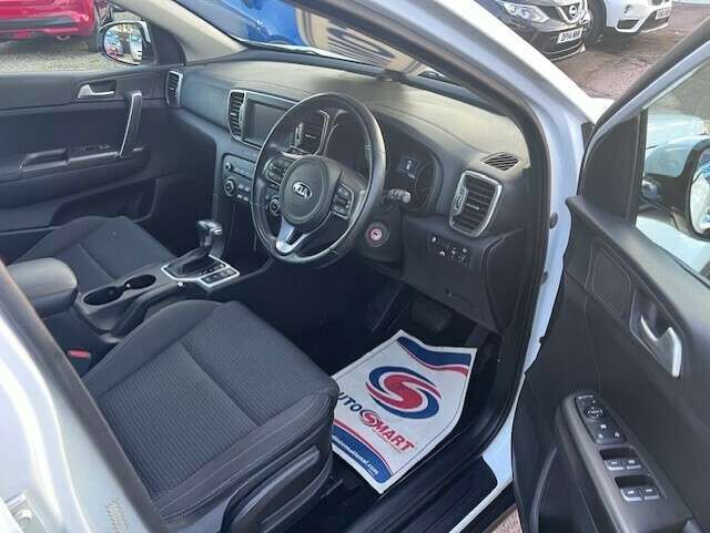 2017 KIA SPORTAGE 2017 KIA SPORTAGE