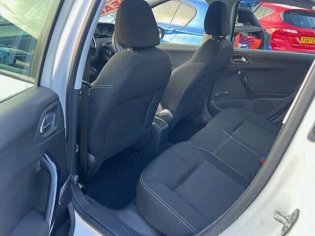 2016 PEUGEOT 208 2016 PEUGEOT 208
