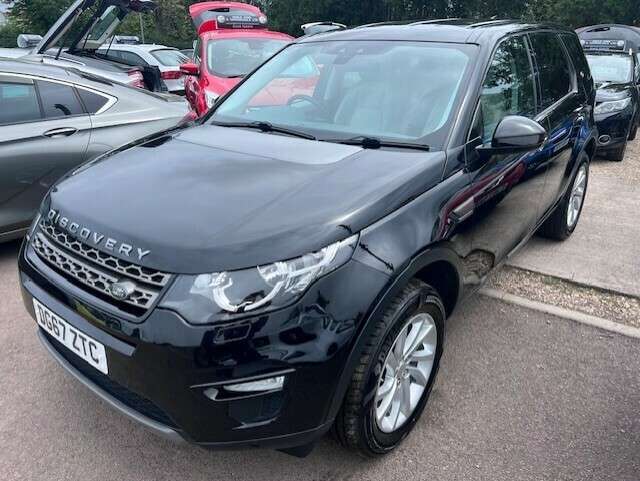 A 2017 LAND ROVER DISCOVERY SPORT TD4 SE TECH A 2017 LAND ROVER DISCOVERY SPORT TD4 SE TECH