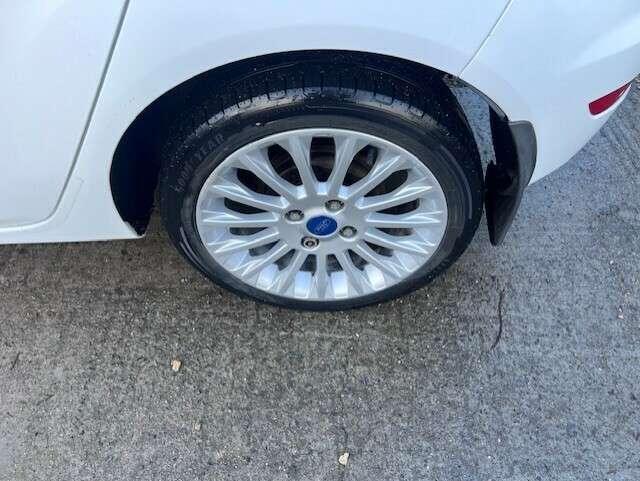 2011 FORD FIESTA 2011 FORD FIESTA