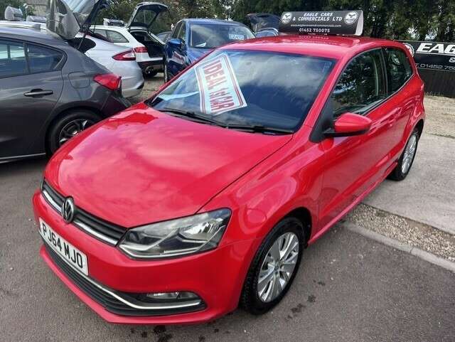 A 2014 VOLKSWAGEN POLO SE A 2014 VOLKSWAGEN POLO SE